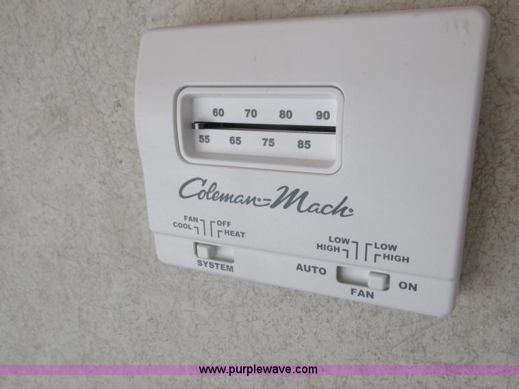 image for item L6198 2005 Sunray Smokey camper