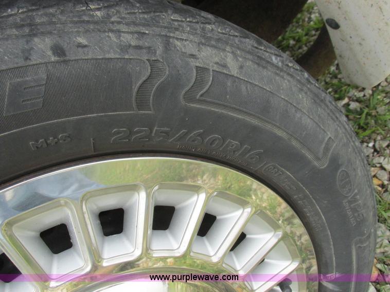 image for item L6199 1999 Ford Crown Victoria Police Interceptor