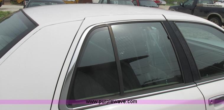 image for item L6199 1999 Ford Crown Victoria Police Interceptor