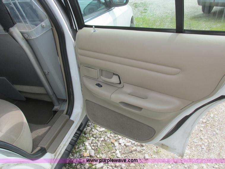 image for item L6199 1999 Ford Crown Victoria Police Interceptor