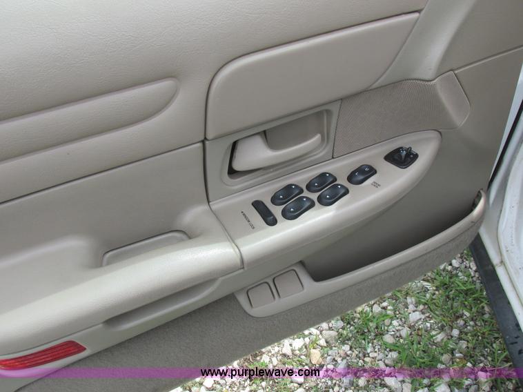 image for item L6199 1999 Ford Crown Victoria Police Interceptor