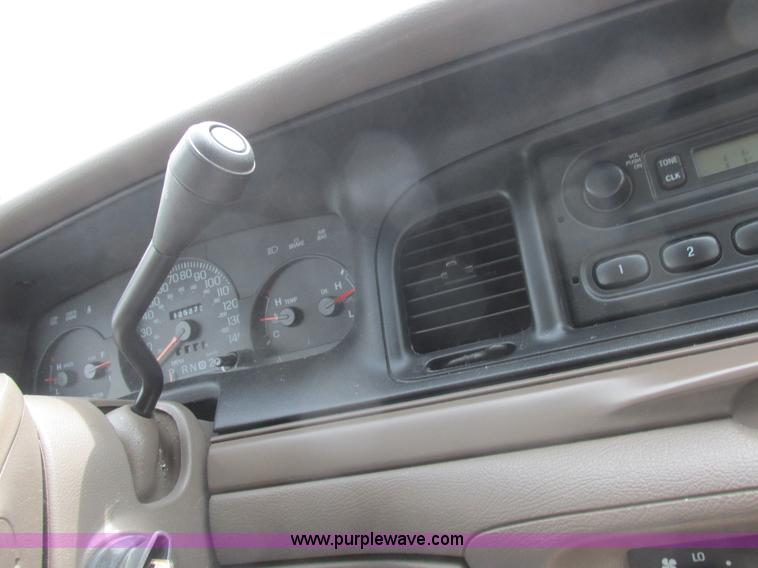 image for item L6199 1999 Ford Crown Victoria Police Interceptor