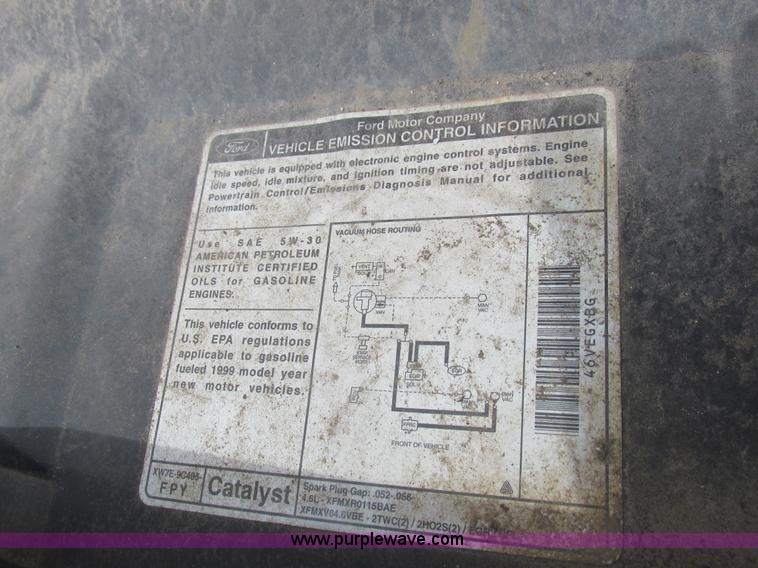 image for item L6199 1999 Ford Crown Victoria Police Interceptor