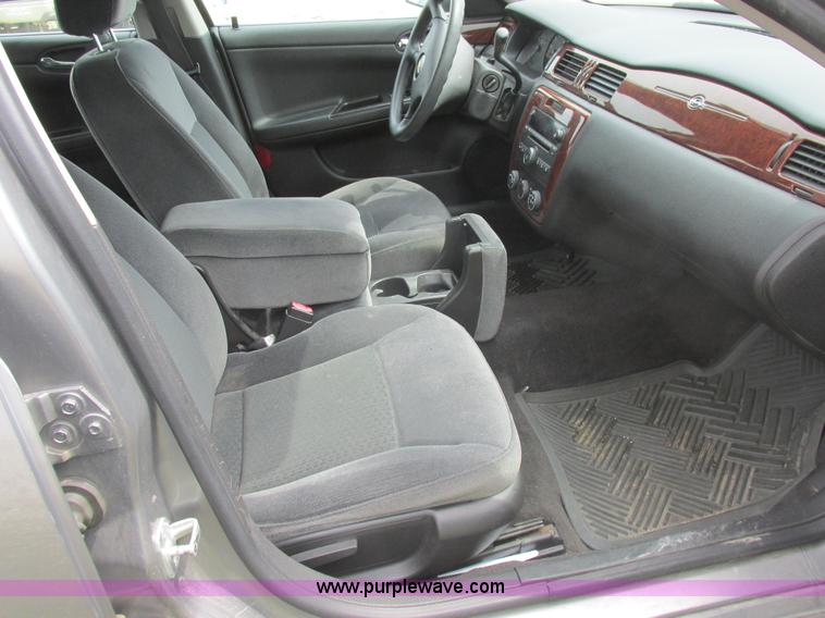 image for item L6200 2006 Chevrolet Impala