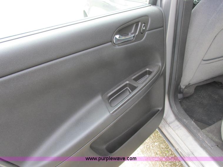 image for item L6200 2006 Chevrolet Impala