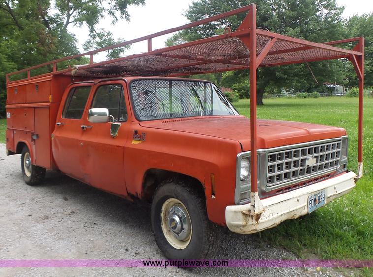 image for item L6201 1980 GMC Custom Deluxe service truck