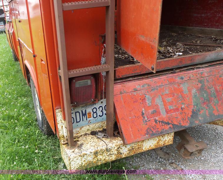 image for item L6201 1980 GMC Custom Deluxe service truck