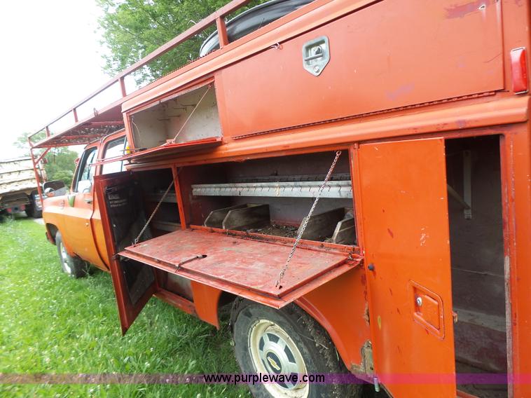 image for item L6201 1980 GMC Custom Deluxe service truck