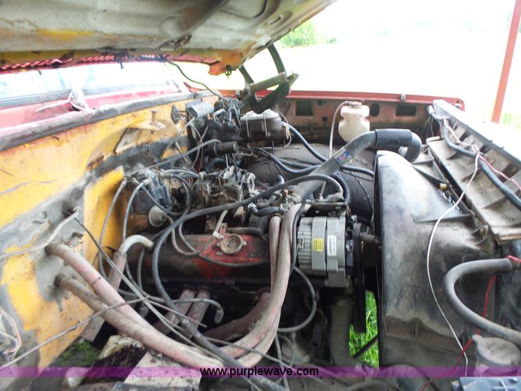 image for item L6201 1980 GMC Custom Deluxe service truck