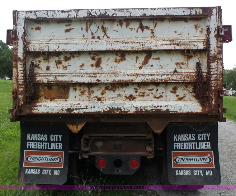 image for item L6202 1984 Chevrolet Kodiak dump truck