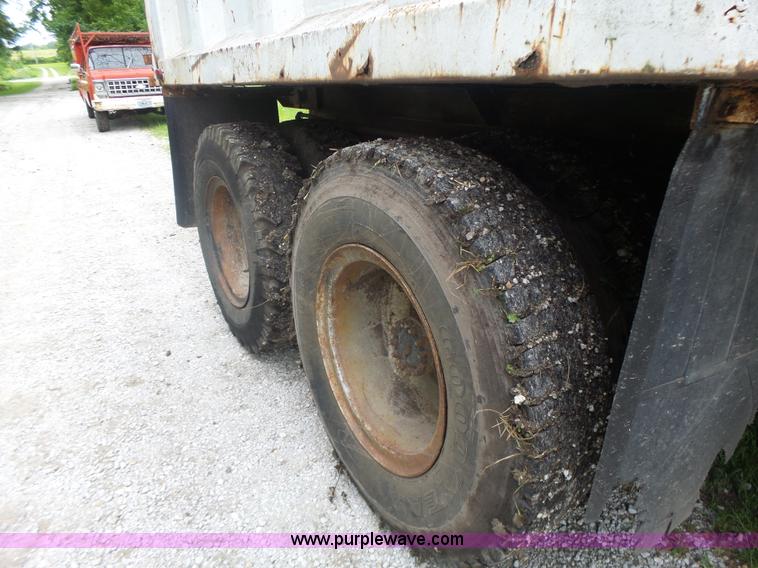 image for item L6202 1984 Chevrolet Kodiak dump truck