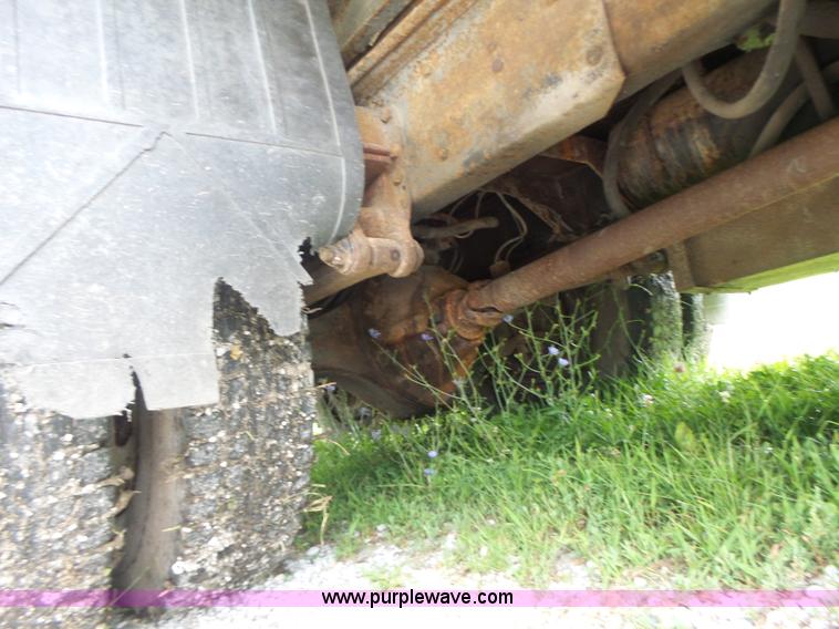 image for item L6202 1984 Chevrolet Kodiak dump truck