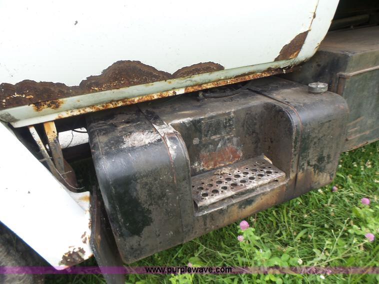 image for item L6202 1984 Chevrolet Kodiak dump truck