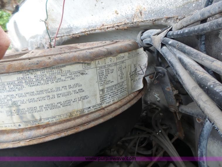 image for item L6202 1984 Chevrolet Kodiak dump truck