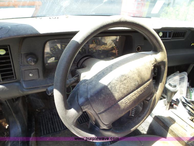 image for item L6758 1992 Chevrolet Camaro