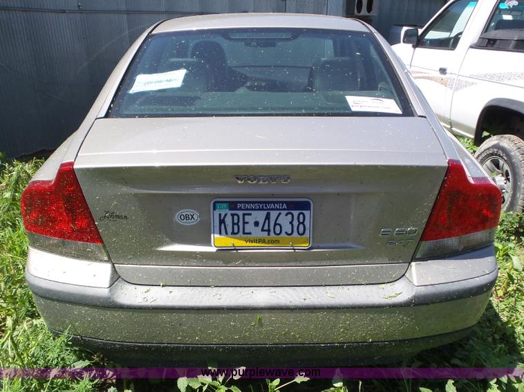 image for item L6761 2002 Volvo S60