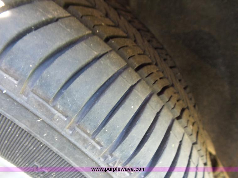 image for item L6761 2002 Volvo S60