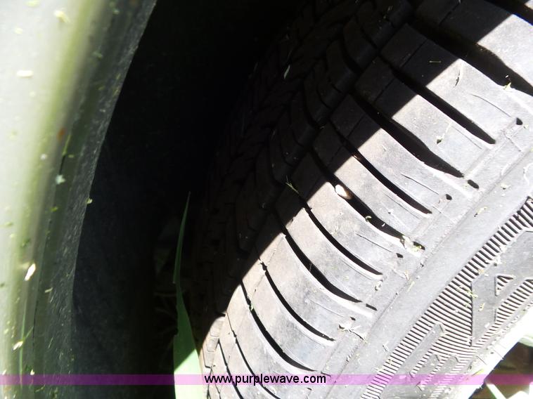 image for item L6761 2002 Volvo S60