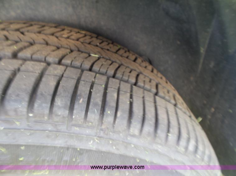 image for item L6761 2002 Volvo S60