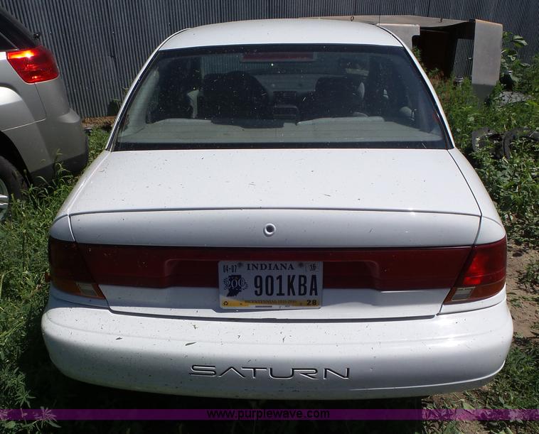 image for item L6762 1997 Saturn SL SL2