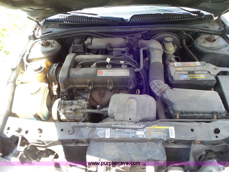 image for item L6762 1997 Saturn SL SL2