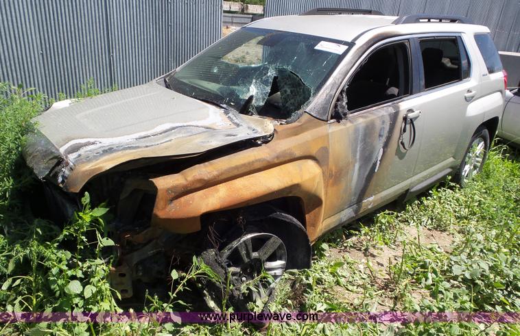 image for item L6763 2015 GMC Terrain SUV