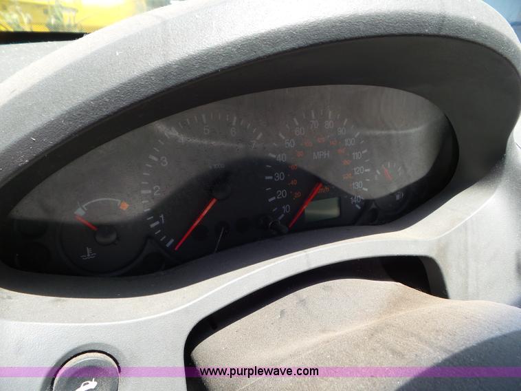 image for item L6765 2005 Ford Focus