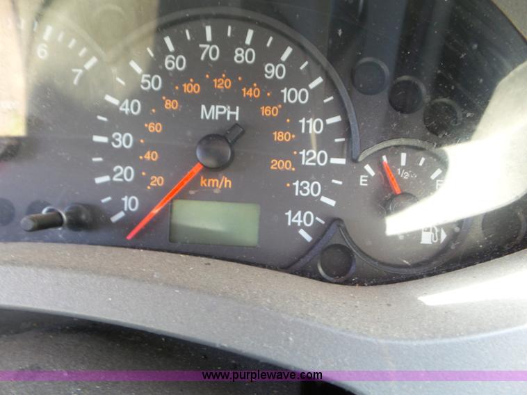 image for item L6765 2005 Ford Focus