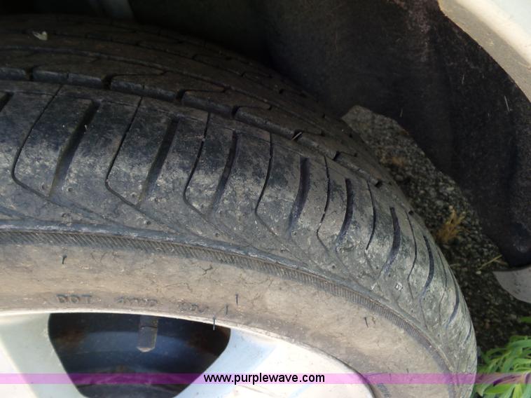 image for item L6765 2005 Ford Focus