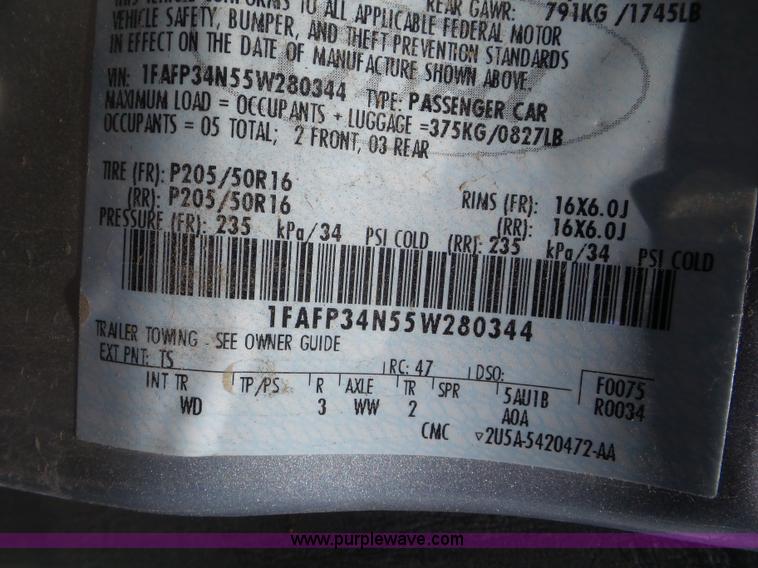 image for item L6765 2005 Ford Focus