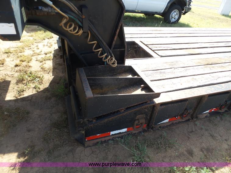 image for item BJ9329 2007 Ledwell drop deck equipment trailer