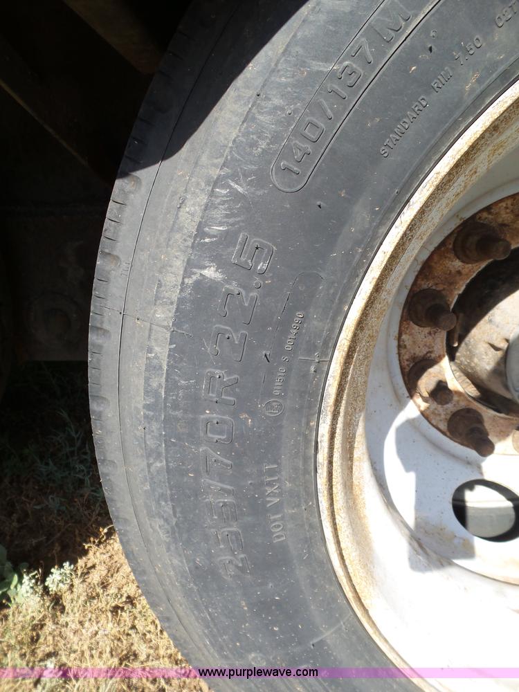 image for item BJ9329 2007 Ledwell drop deck equipment trailer