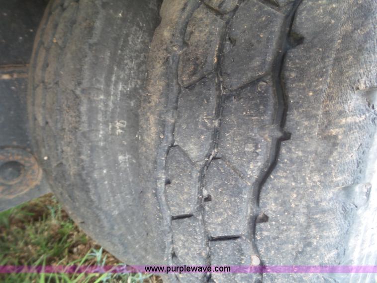 image for item BJ9329 2007 Ledwell drop deck equipment trailer