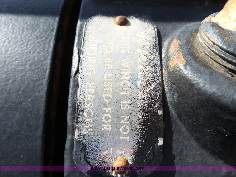 image for item BJ9329 2007 Ledwell drop deck equipment trailer