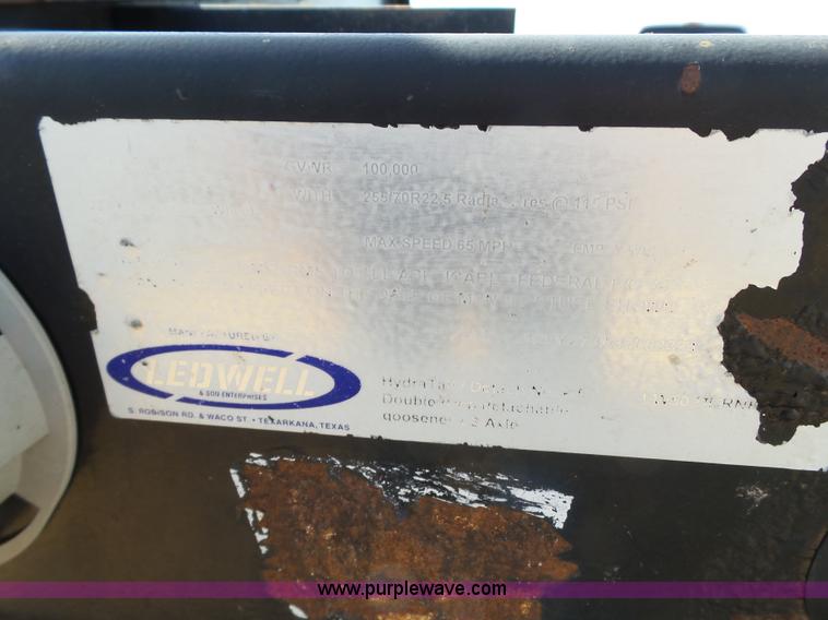 image for item BJ9329 2007 Ledwell drop deck equipment trailer