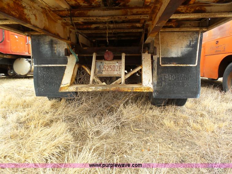 image for item J6217 1970 Ford F600 grain truck