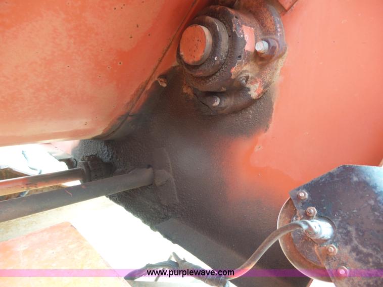 image for item J6219 1973 Ford F756 feed delivery truck