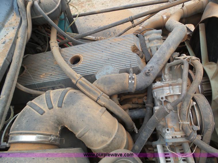 image for item J6228 1997 Freightliner Century Class semi truck