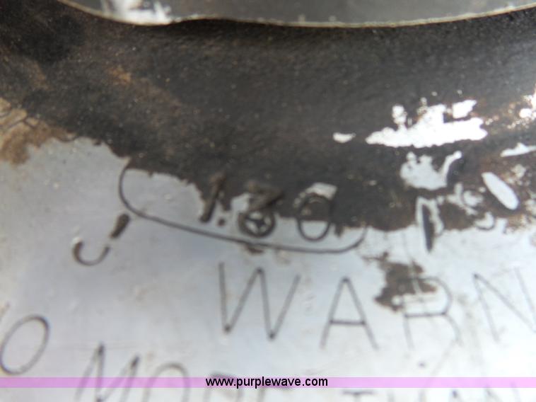 image for item K1183 1999 Freightliner FLD semi truck