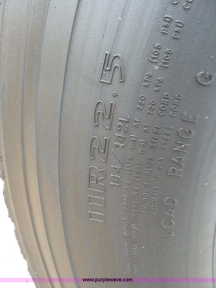 image for item K1183 1999 Freightliner FLD semi truck