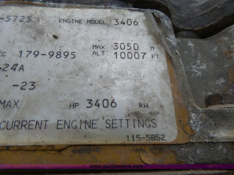 image for item K1183 1999 Freightliner FLD semi truck