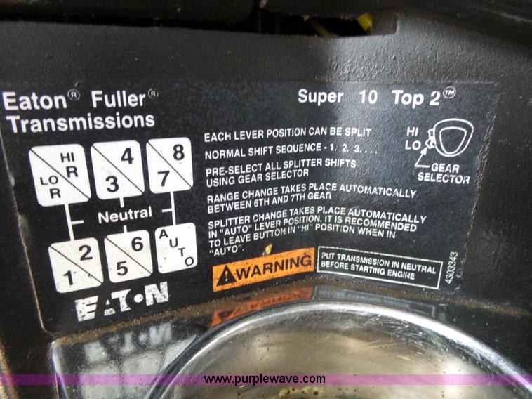 image for item K1183 1999 Freightliner FLD semi truck