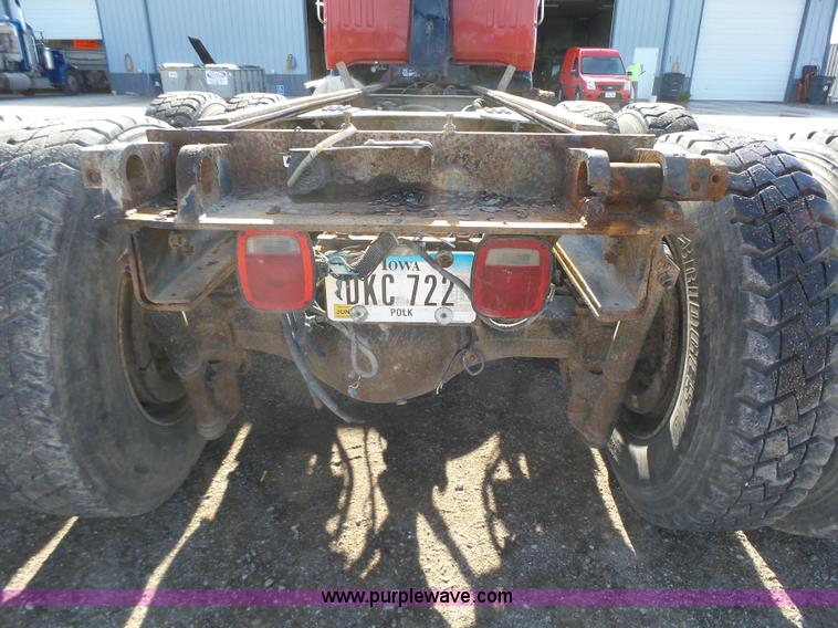 image for item K2222 2000 Volvo WG64F truck chassis