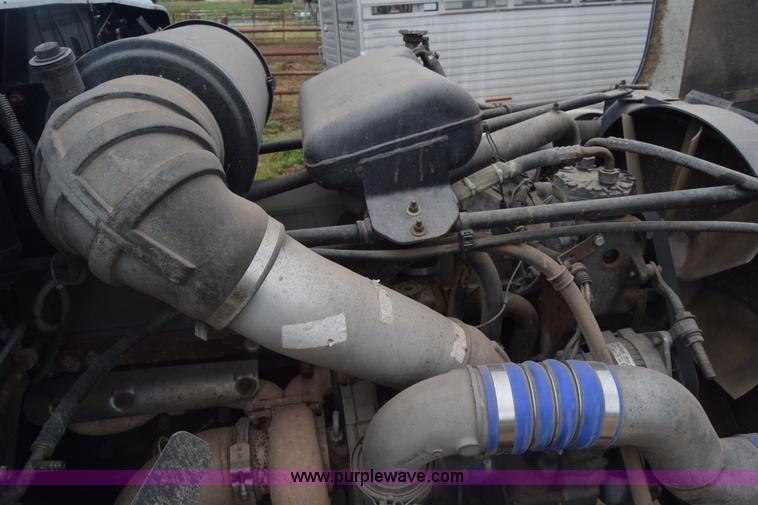 image for item K2971 1994 Freightliner FLD semi truck