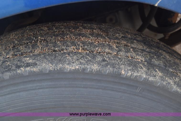 image for item K2971 1994 Freightliner FLD semi truck