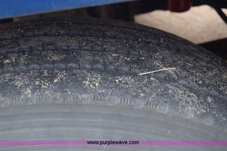 image for item K2971 1994 Freightliner FLD semi truck