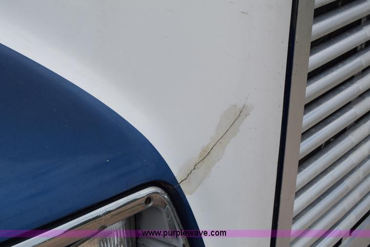 image for item K2971 1994 Freightliner FLD semi truck