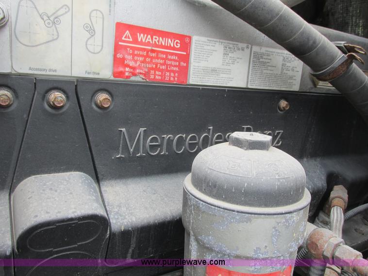 image for item K4059 2006 Freightliner Columbia semi truck