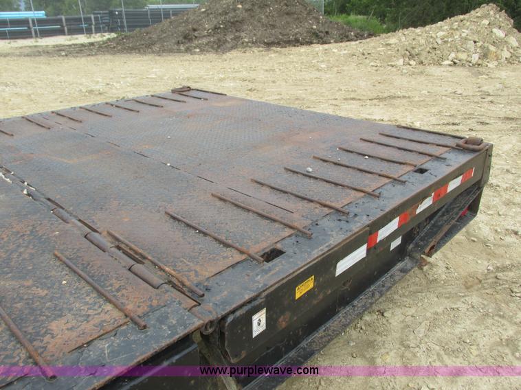 image for item K4062 1989 Trail King TK60HTXL492 drop deck hydra-tail equipment trailer
