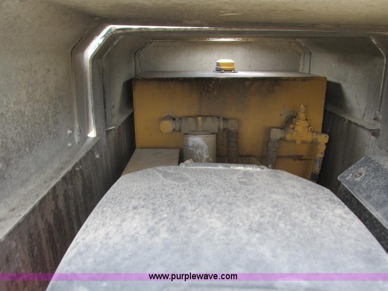 image for item K4062 1989 Trail King TK60HTXL492 drop deck hydra-tail equipment trailer